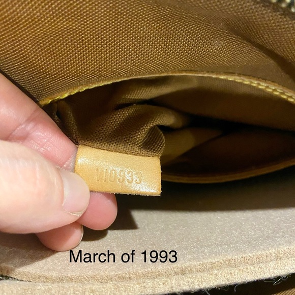 Louis Vuitton Alma PM Crossbody Custom - Picture 5 of 16